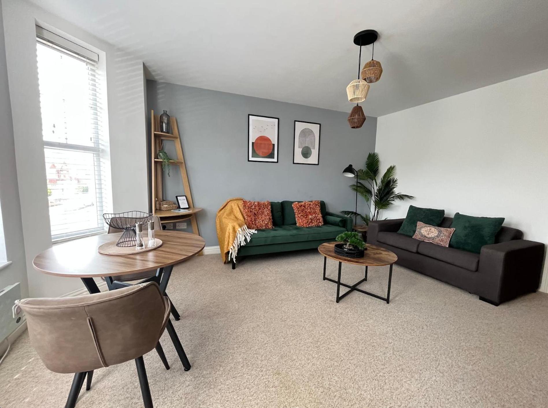 One Bedroom By Seafront Apartment Worthing