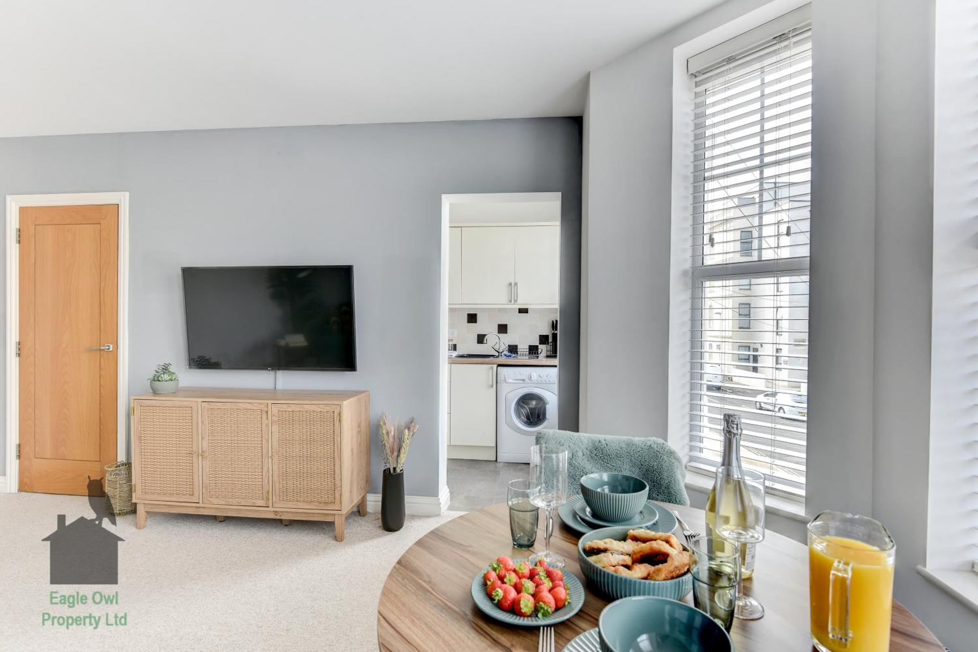 Apartment One Bedroom By Seafront *