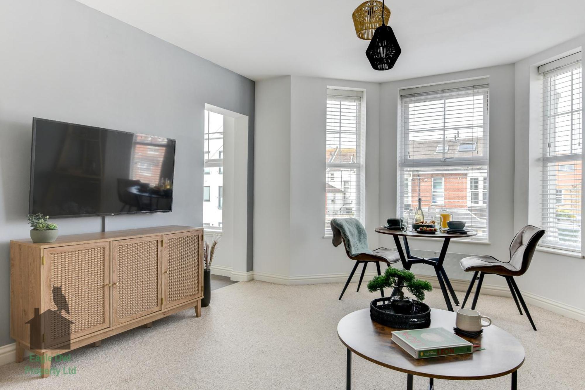 One Bedroom By Seafront Apartment